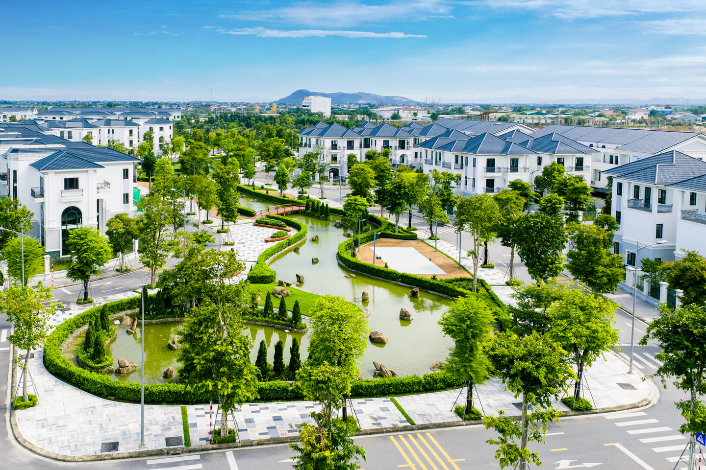 Chào tất cả mọi người!